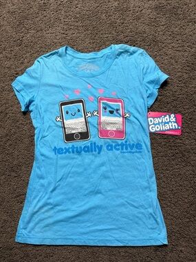 David & Goliath Women's Blue 'Textually Active' Graphic Tee